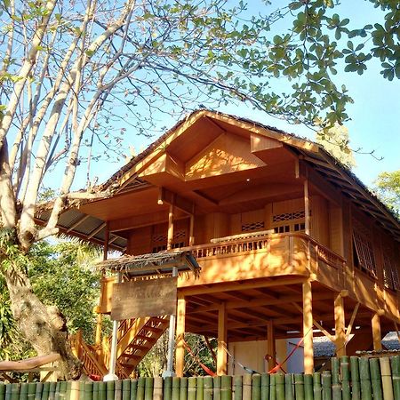 Jonaths Cottage Бунакен Екстериор снимка