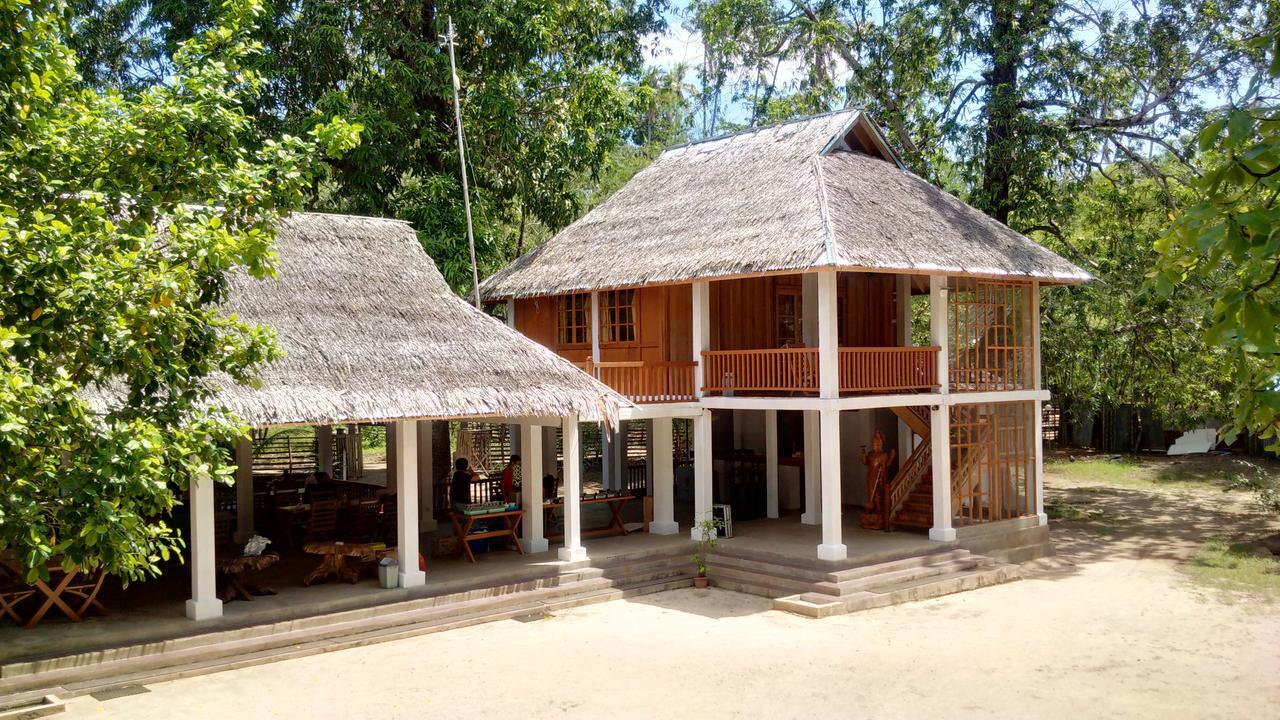 Jonaths Cottage Бунакен Екстериор снимка