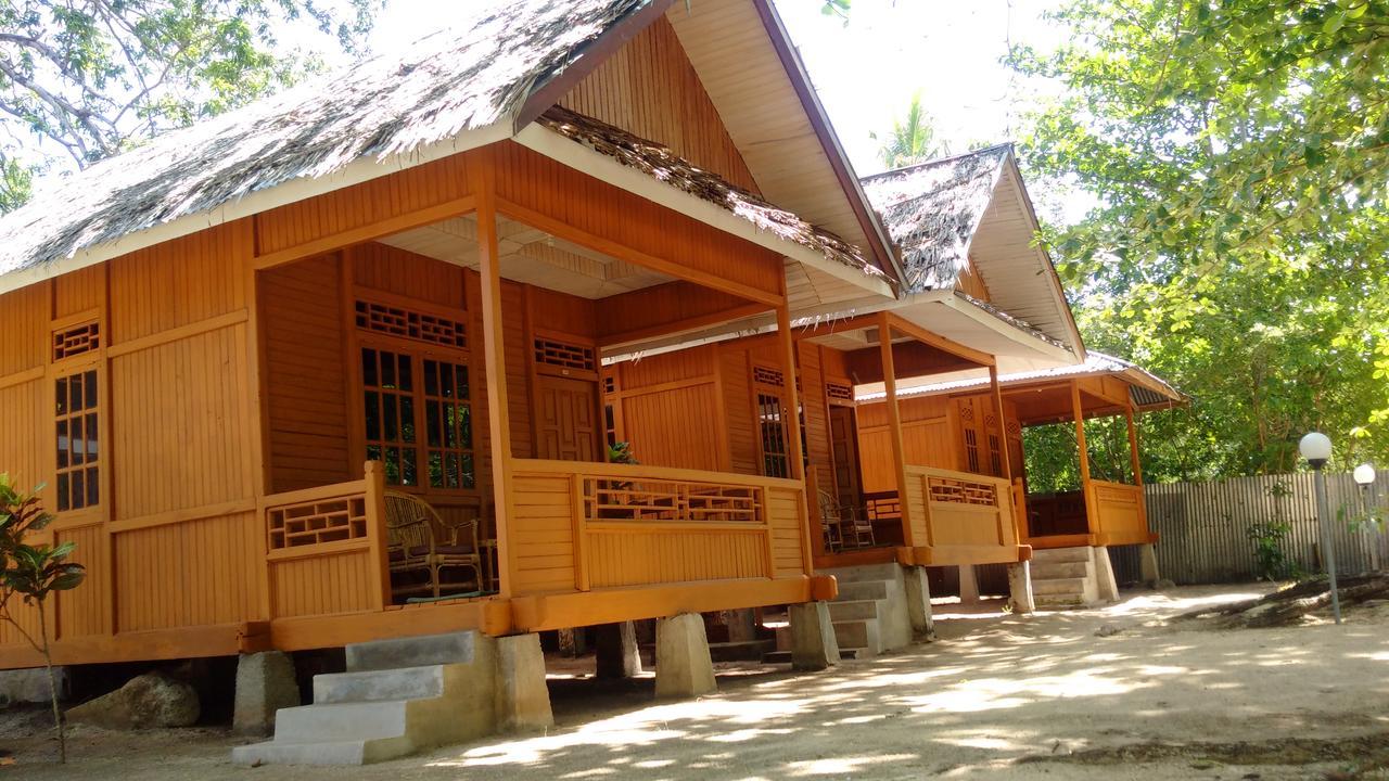 Jonaths Cottage Бунакен Екстериор снимка