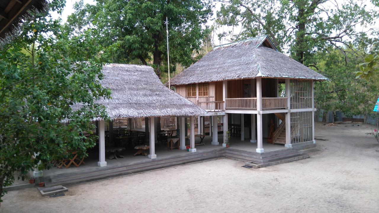 Jonaths Cottage Бунакен Екстериор снимка