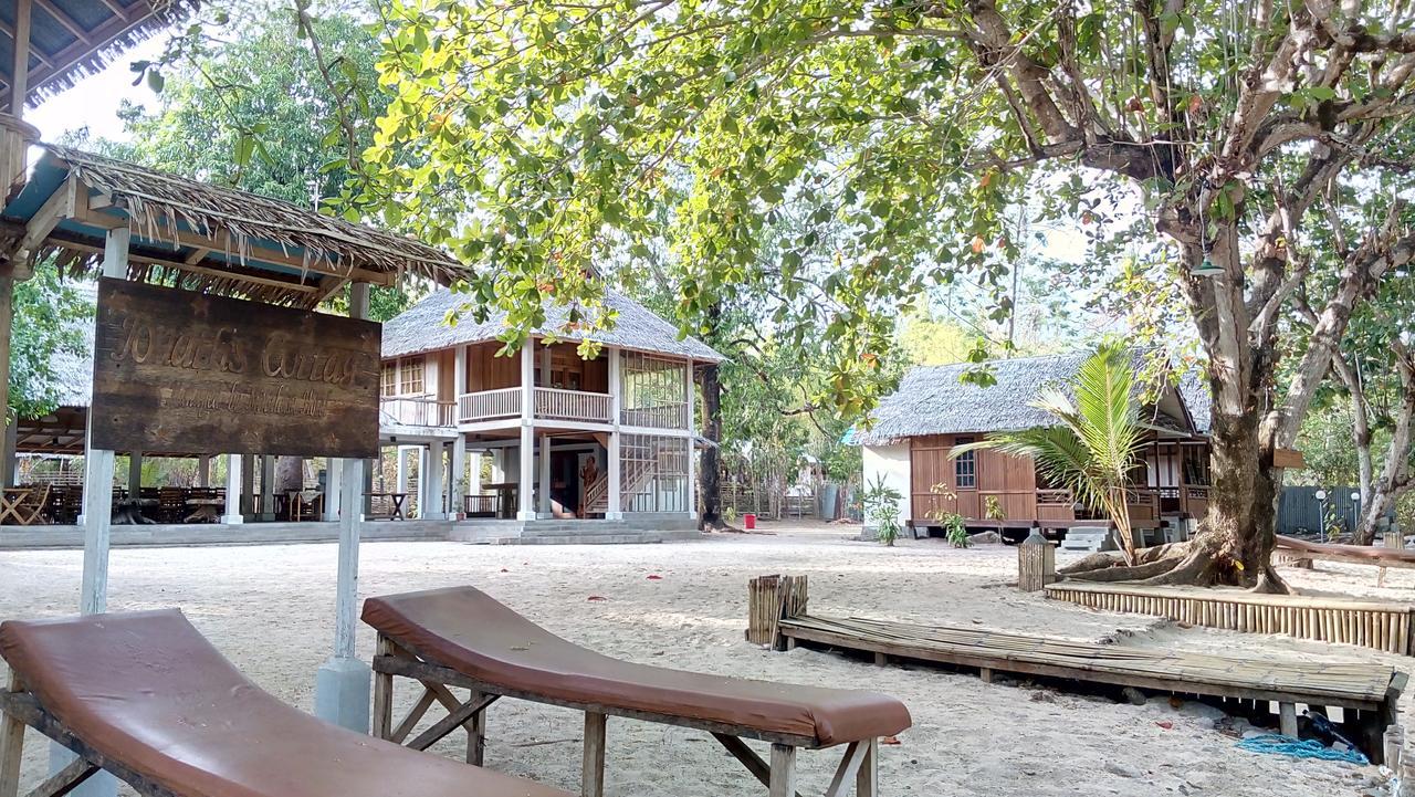 Jonaths Cottage Бунакен Екстериор снимка
